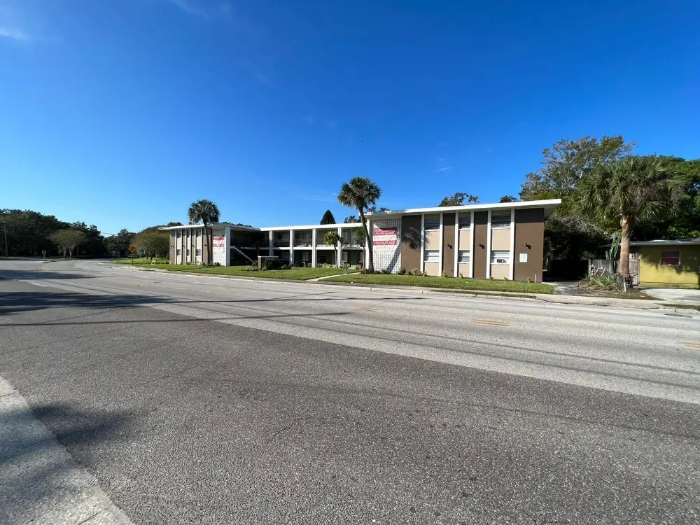 Avalon Apartments photo 1